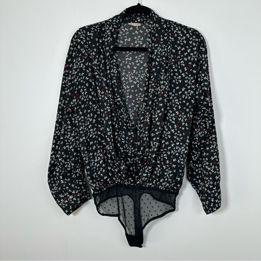 Free People Intimately Ladylike Lady Thong Floral Bodysuit Size M - Picture 2 of 9